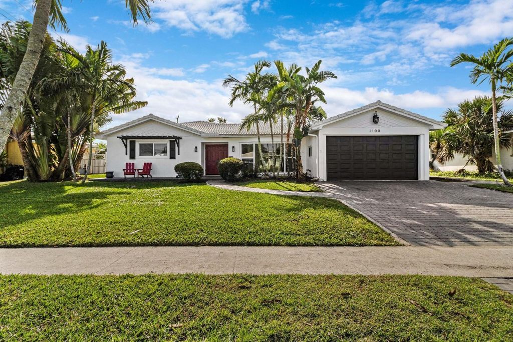 Photo of 1100 SW 13th Place, Boca Raton, FL 33486 (MLS # F10436815)