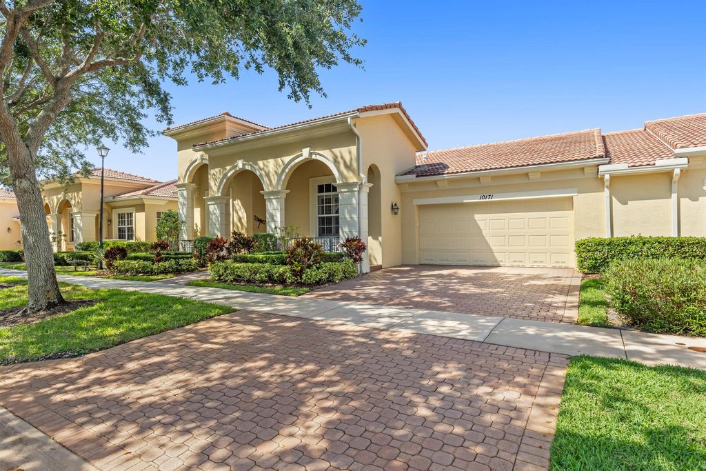 Photo of 10171 SW Dolce Road, Port Saint Lucie, FL 34986 (MLS # R11092340)
