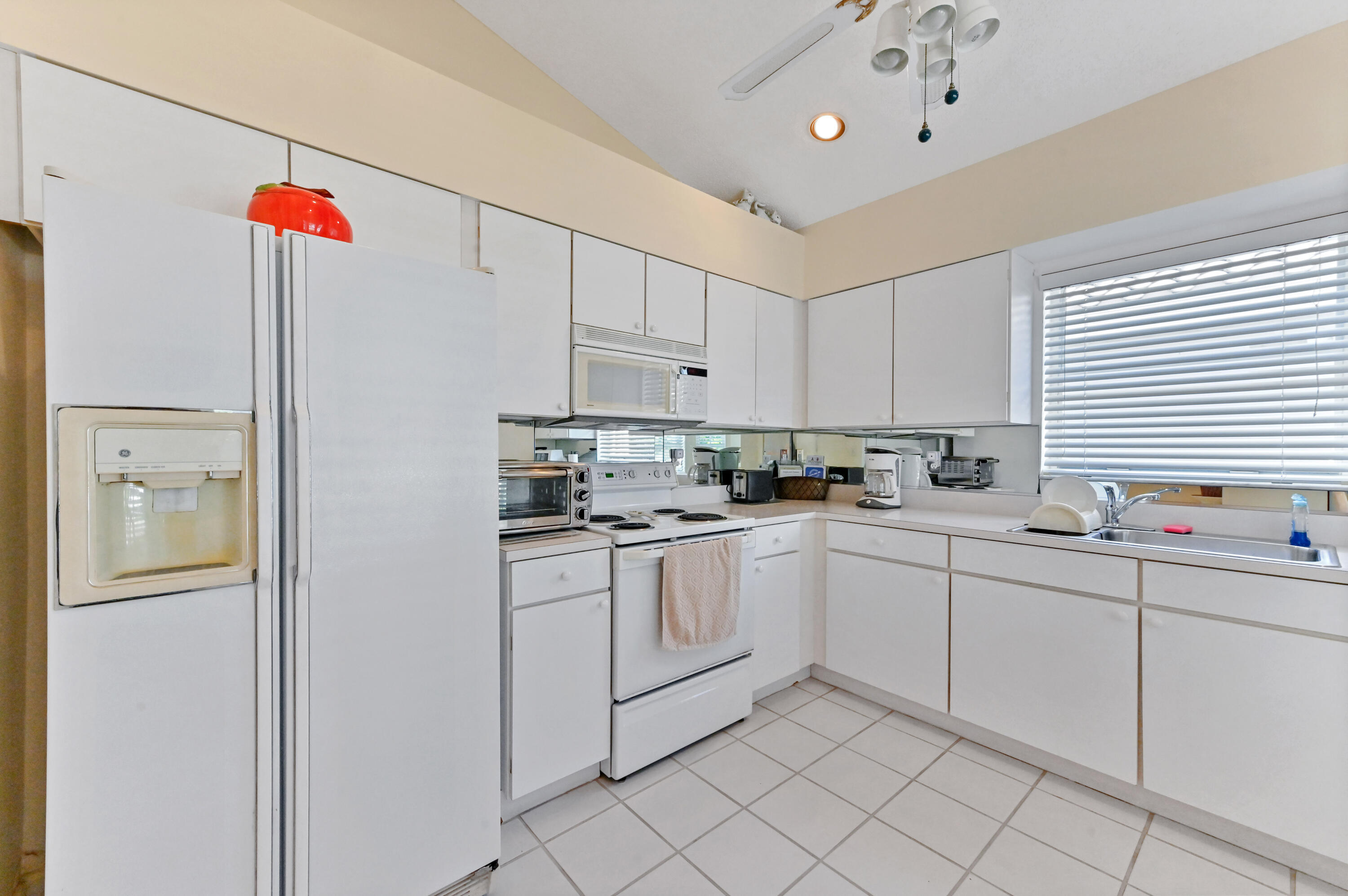 NEWPORT COVE - Residential