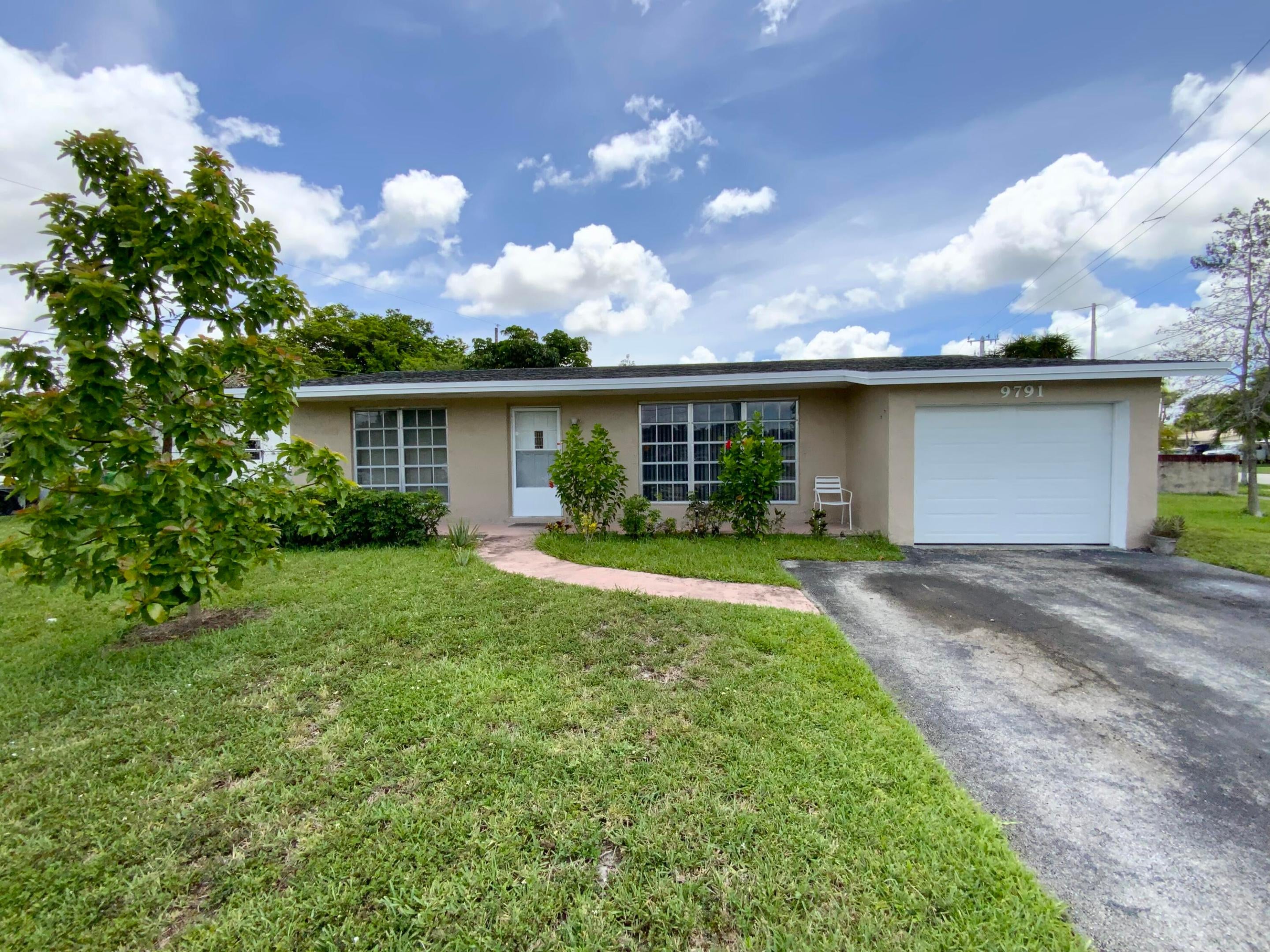 9791 NW 25th Court, Sunrise FL 33322