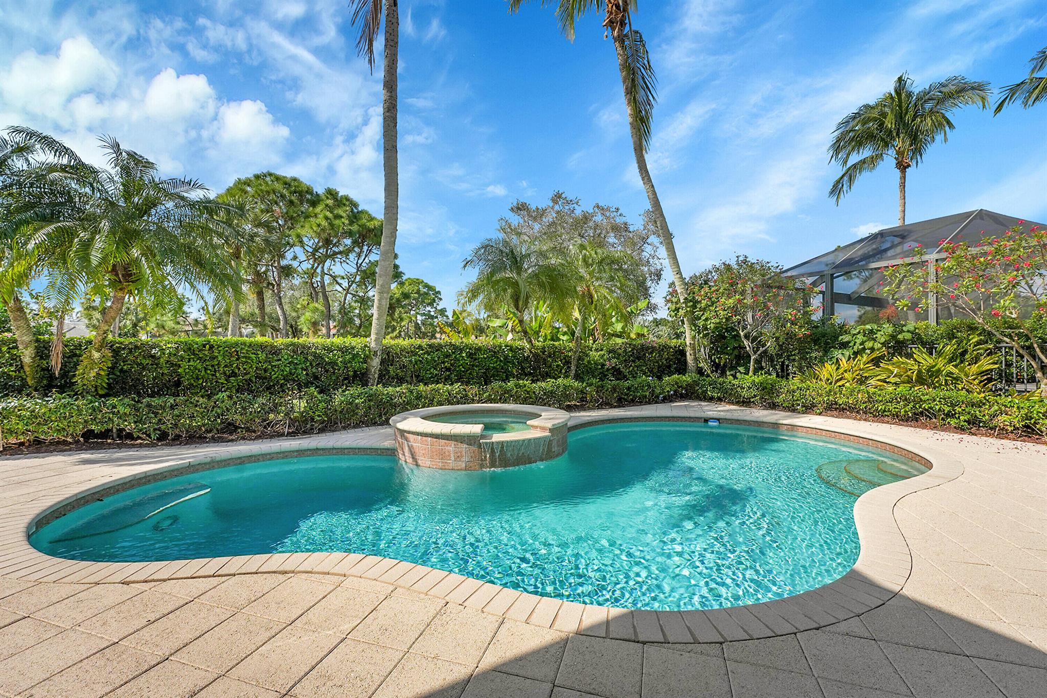BALLENISLES - Residential