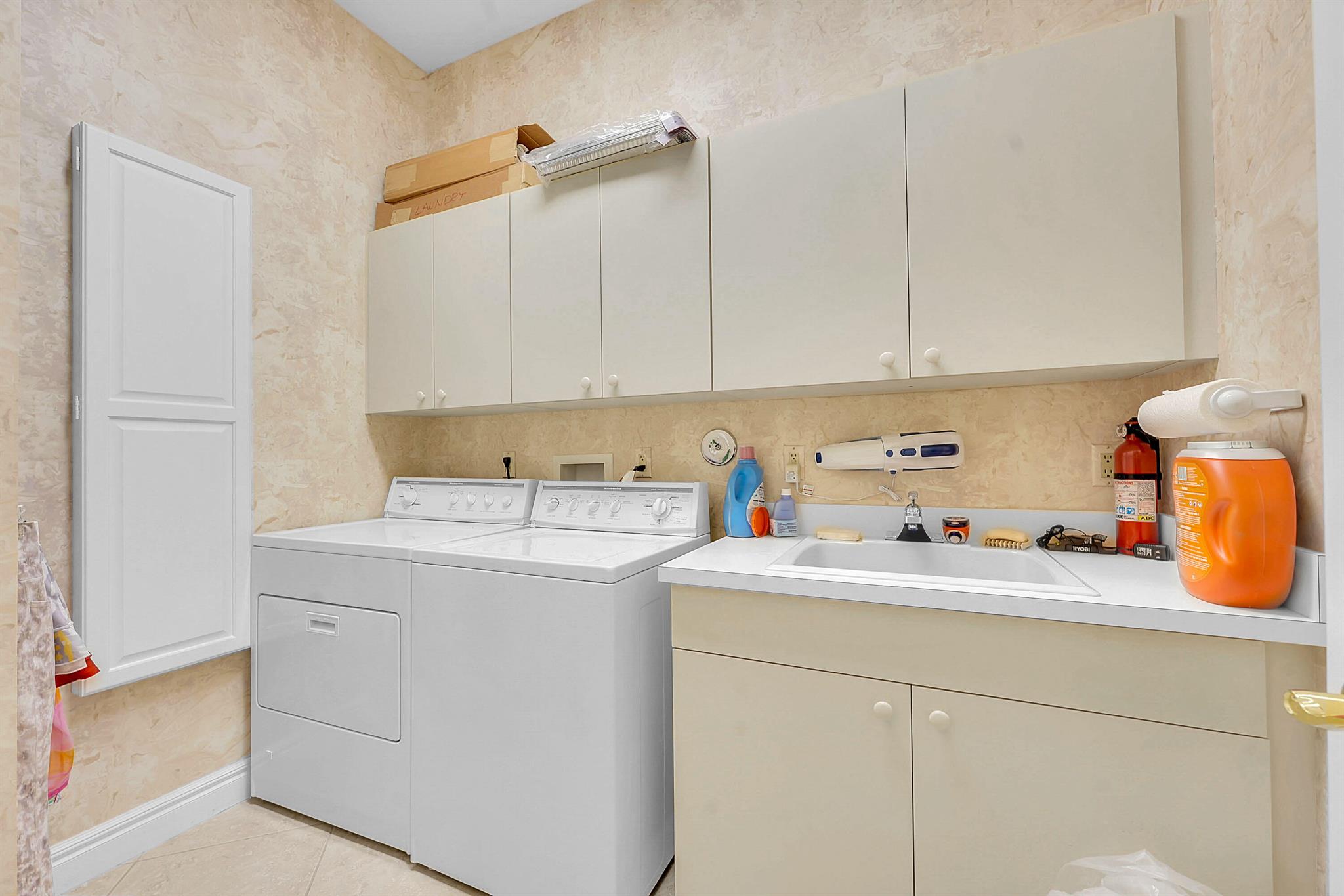 BALLENISLES - Residential