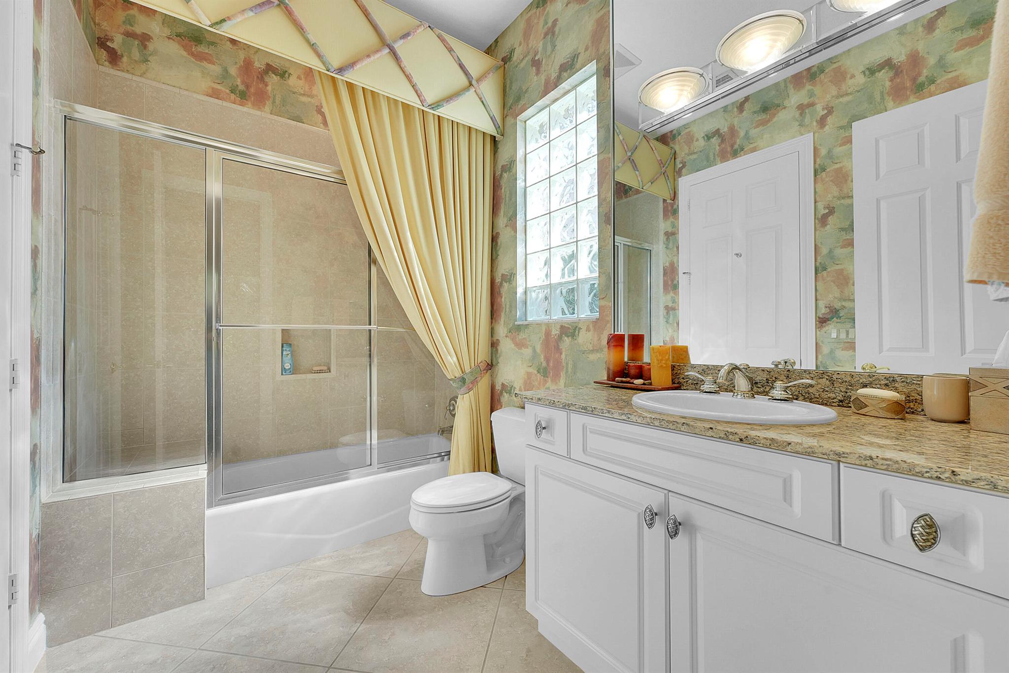 BALLENISLES - Residential