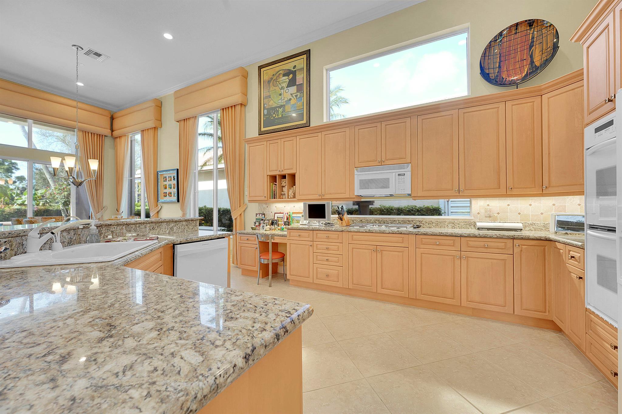 BALLENISLES - Residential