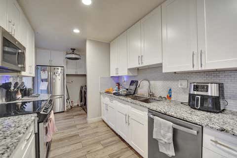 Tiny photo for 1650 NW 27th Avenue #1650, Fort Lauderdale, FL 33311 (MLS # B26048587)