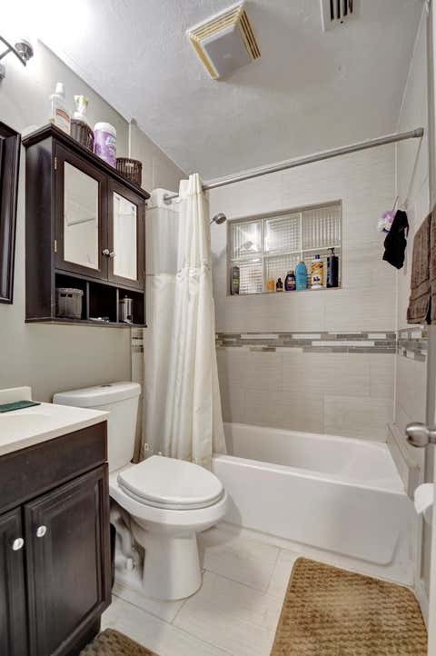 Tiny photo for 1650 NW 27th Avenue #1650, Fort Lauderdale, FL 33311 (MLS # B26048587)