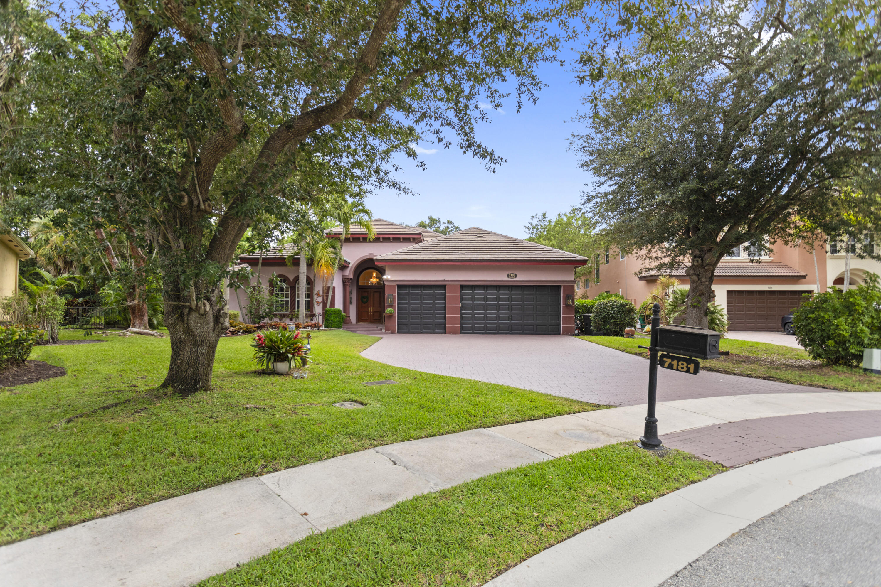 7181 NW 71st Terrace