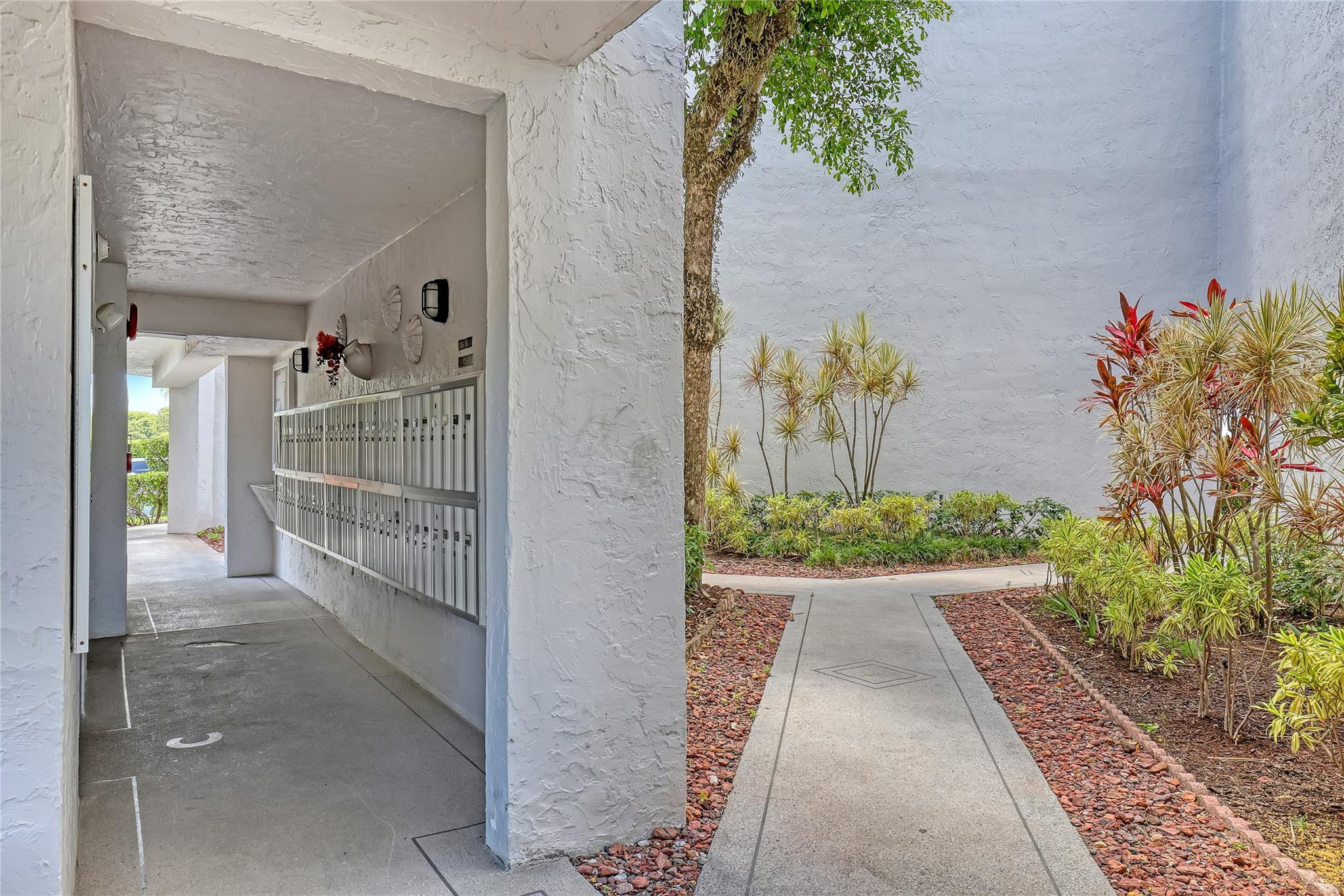 Carlisle At Poinciana Con - Residential Lease