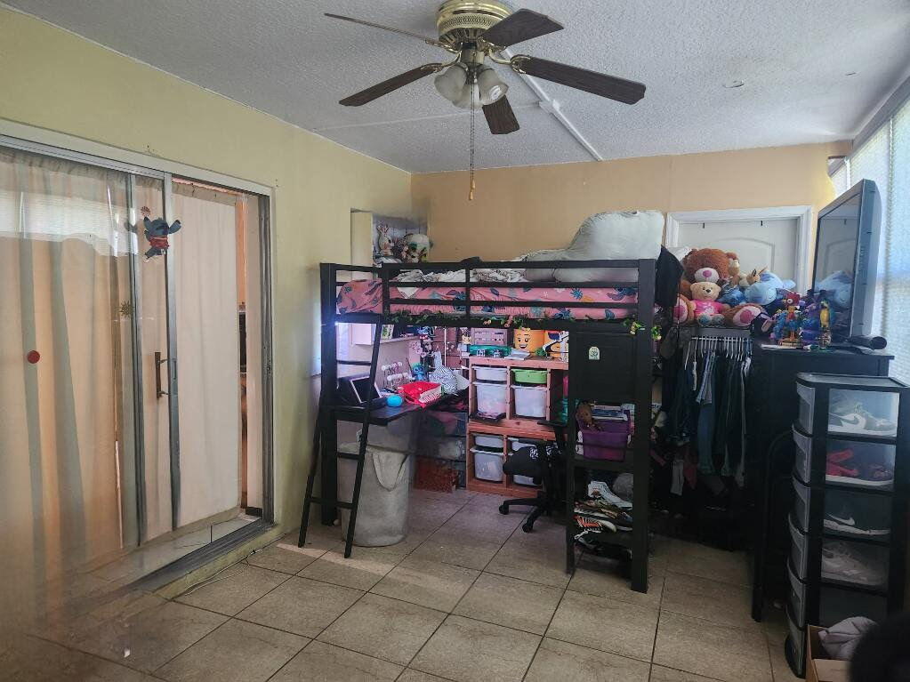 MAINLANDS OF TAMARAC LAKES - Residential Lease
