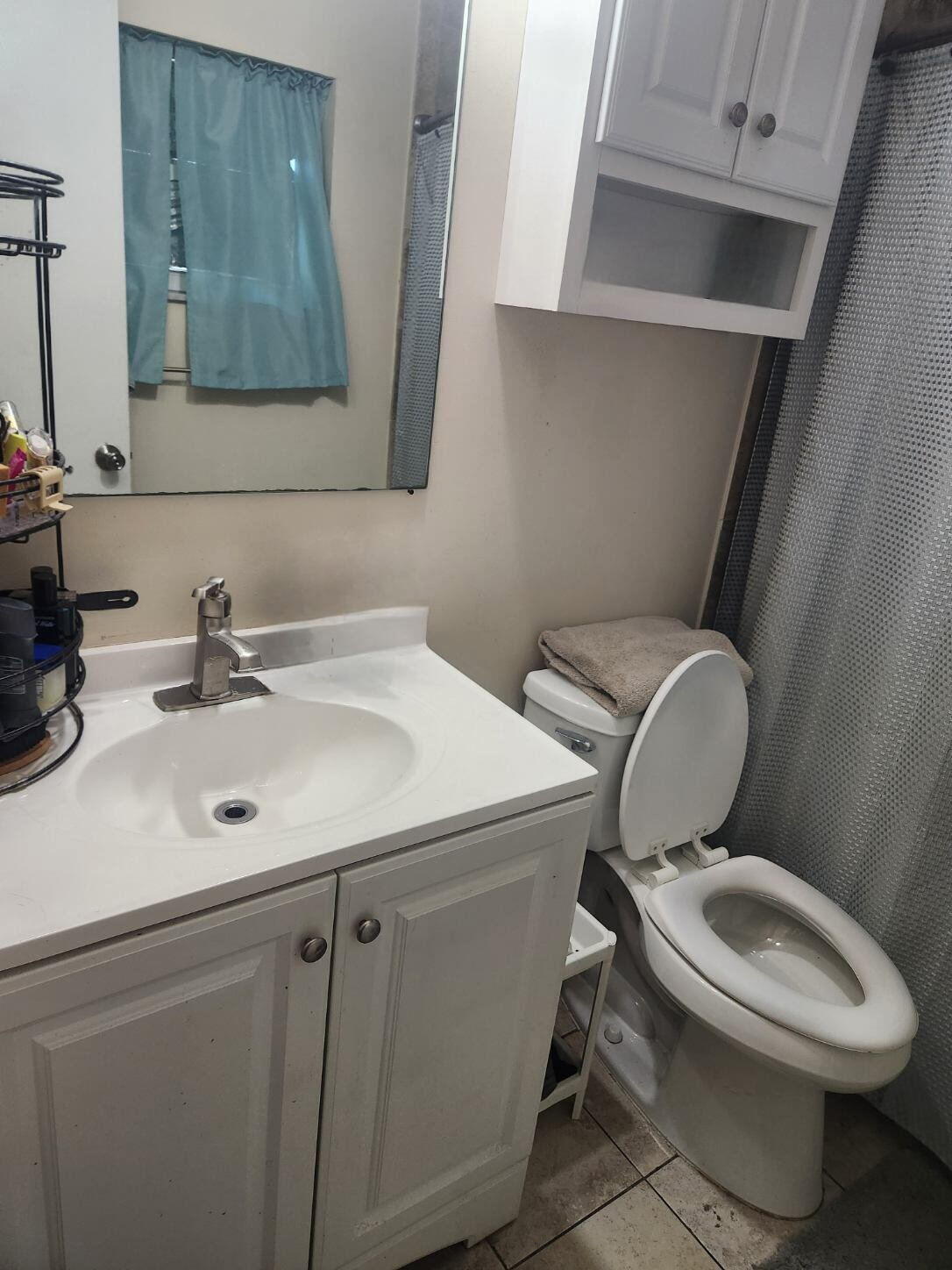 MAINLANDS OF TAMARAC LAKES - Residential Lease