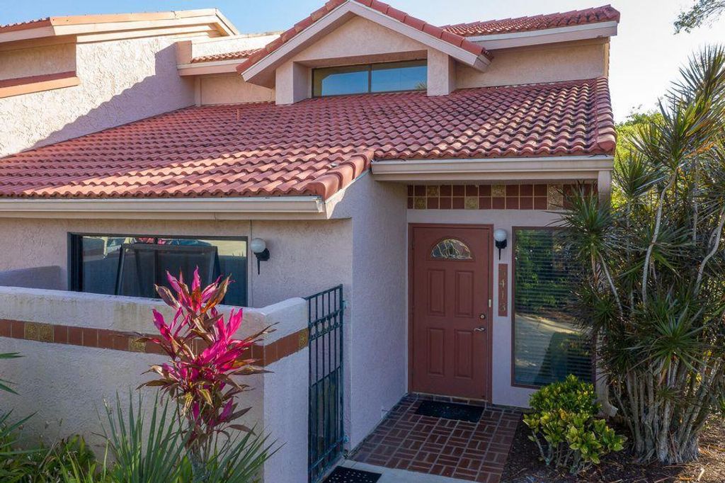 Photo of 3413 SE Sandpiper Circle, Port Saint Lucie, FL 34952 (MLS # R10730189)