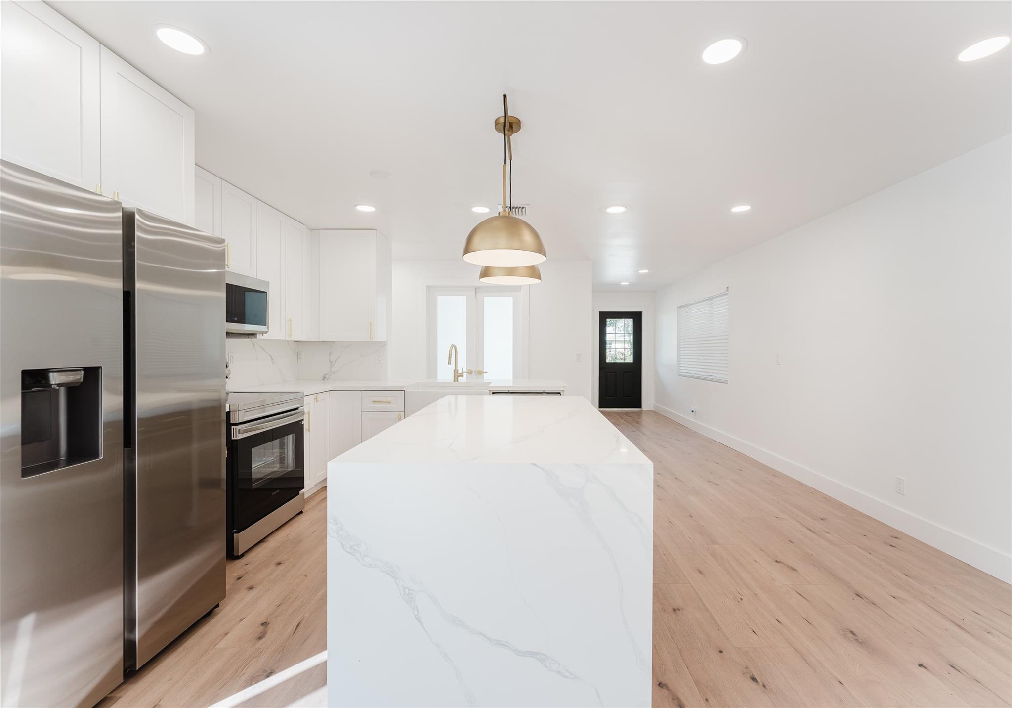 1580 SW 32nd Ct