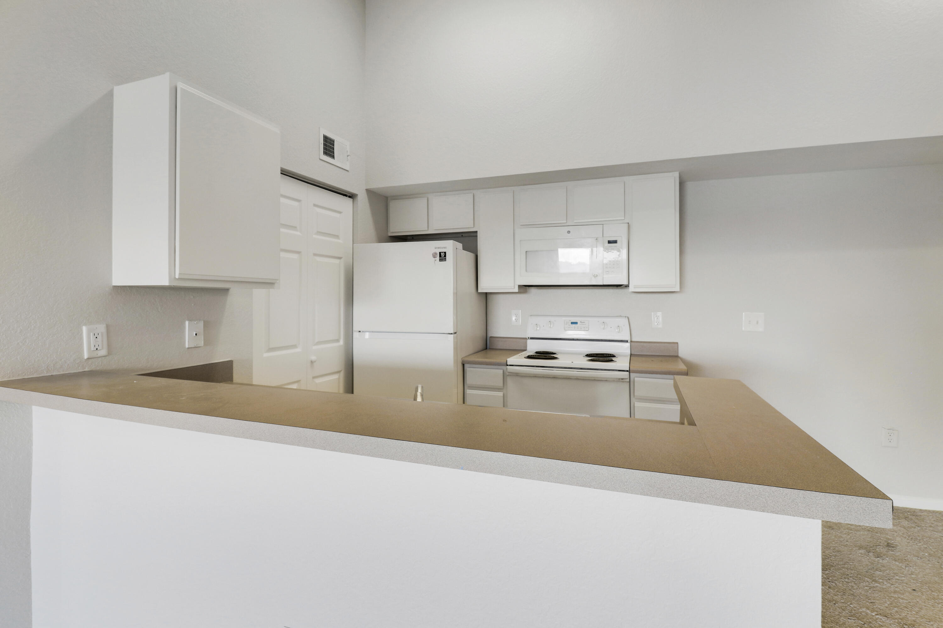 THE CLUB AT ST LUCIE WEST, A CONDOMINIUM - Residential Lease