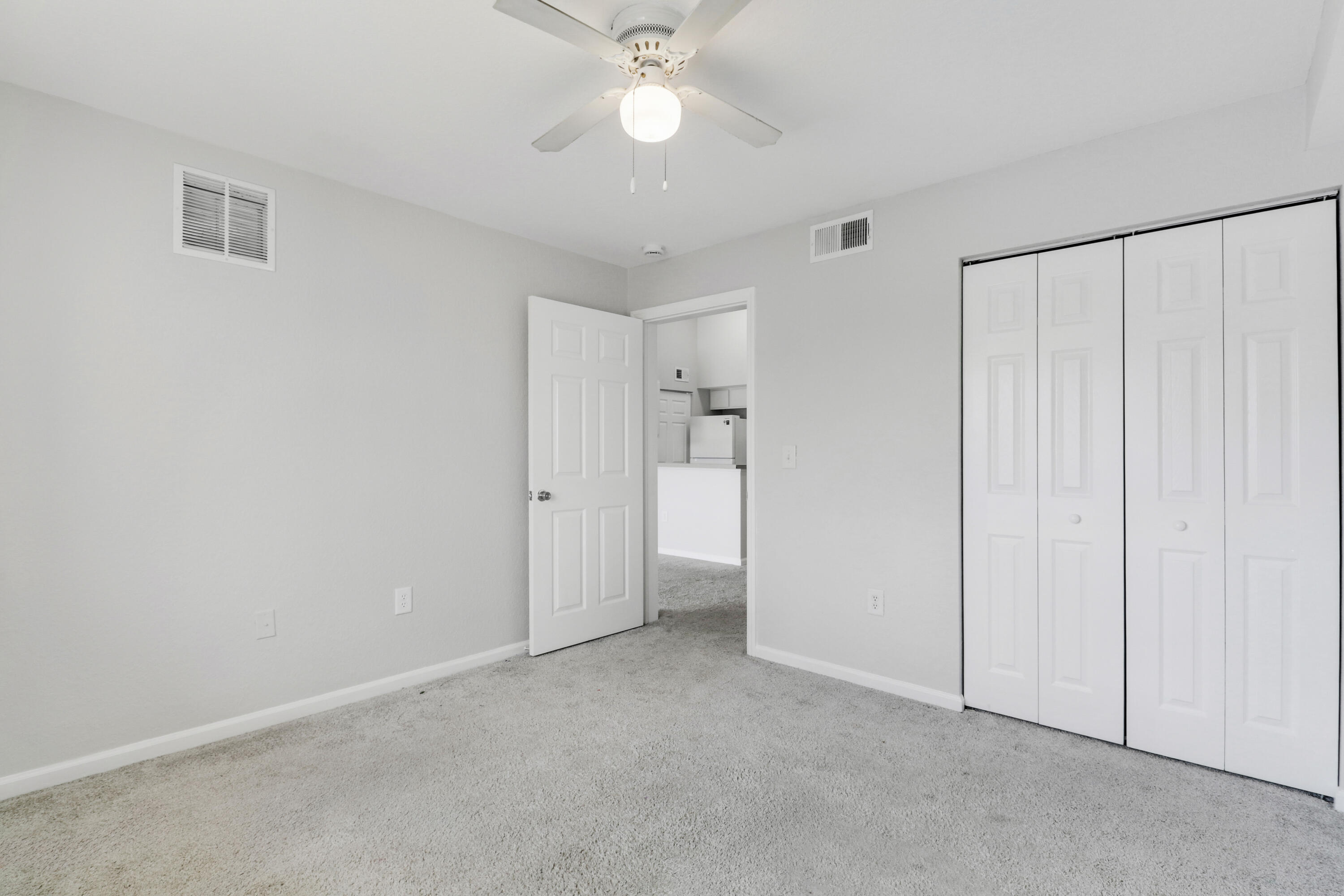THE CLUB AT ST LUCIE WEST, A CONDOMINIUM - Residential Lease