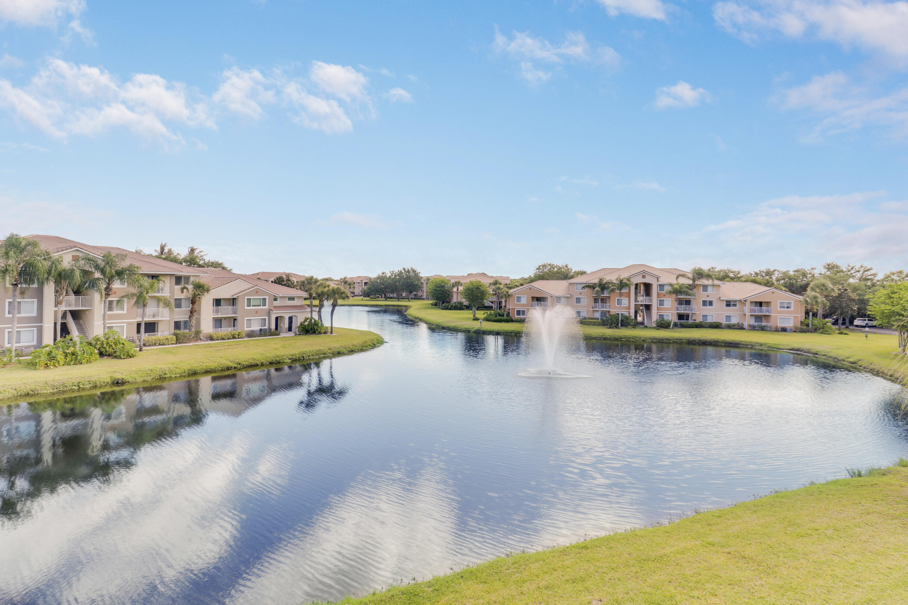 THE CLUB AT ST LUCIE WEST, A CONDOMINIUM - Residential Lease