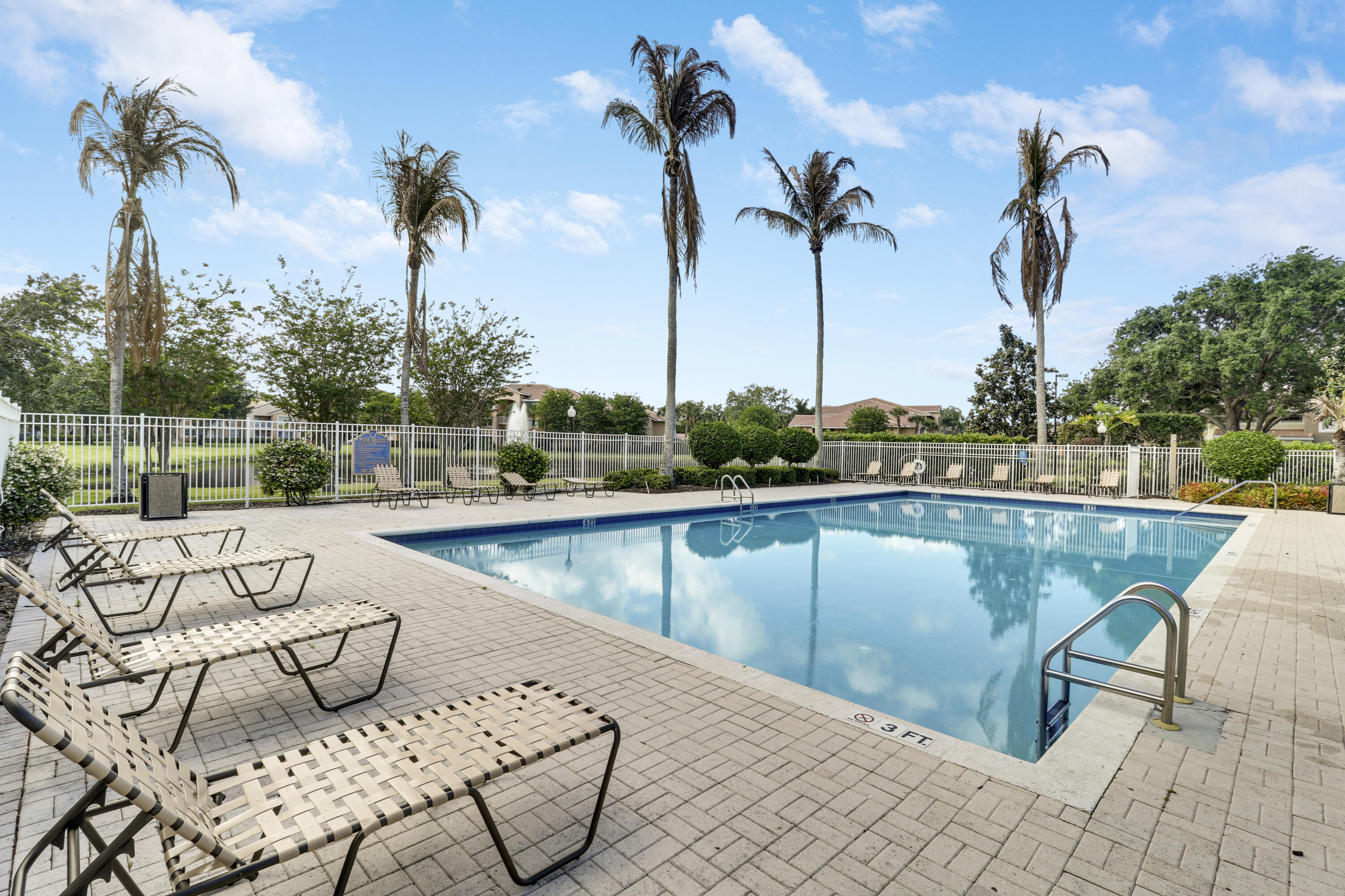 THE CLUB AT ST LUCIE WEST, A CONDOMINIUM - Residential Lease