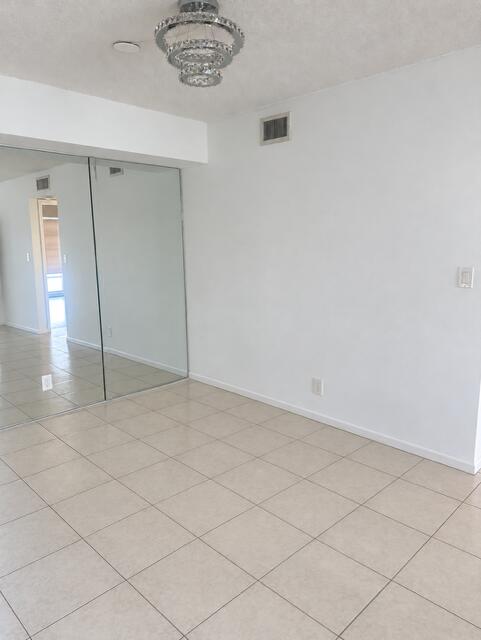 456 N LAUREL Drive 1507