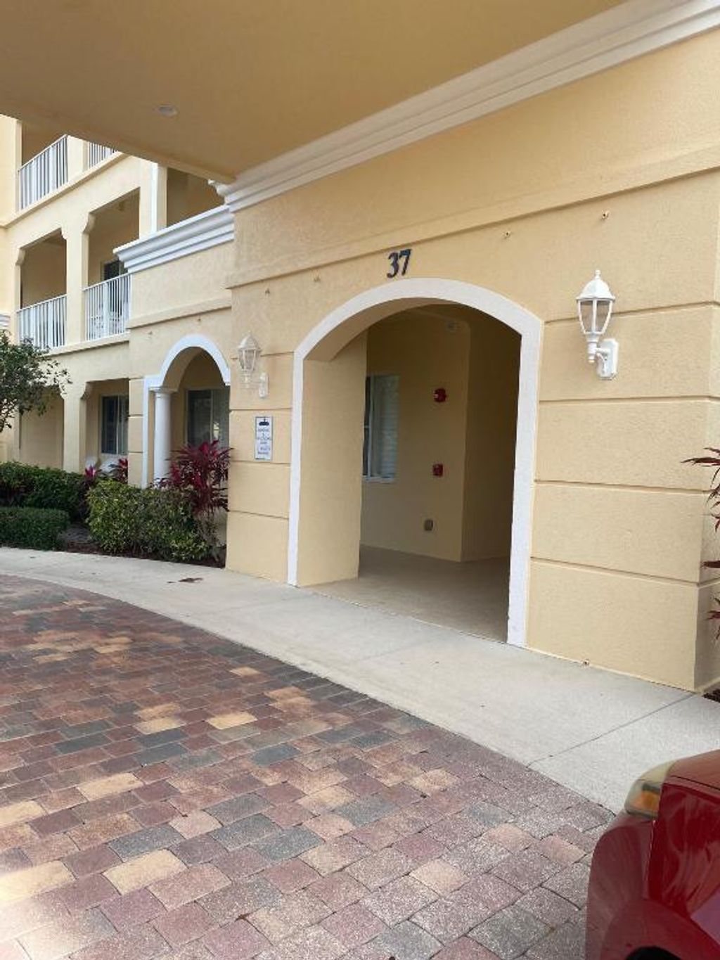 Photo of 37 Harbour Isle Drive E #206, Fort Pierce, FL 34949 (MLS # R10966384)
