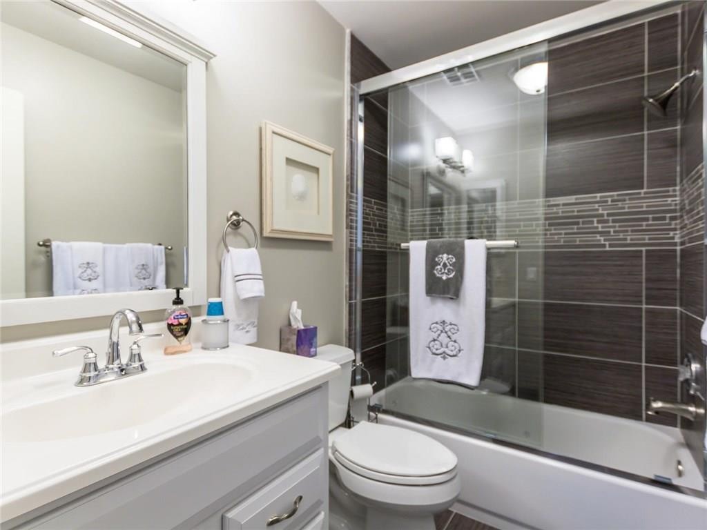 TOWNHOMES OF ROCK CREEK - Residential