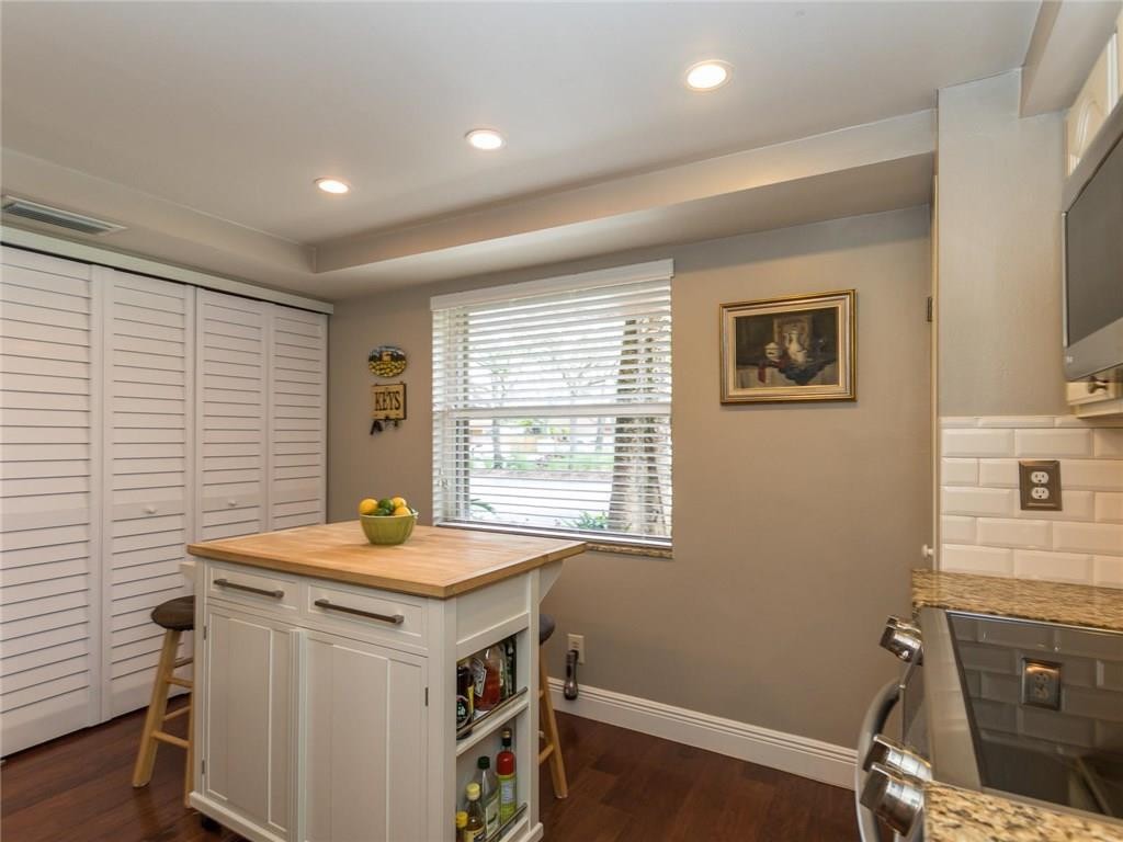 TOWNHOMES OF ROCK CREEK - Residential
