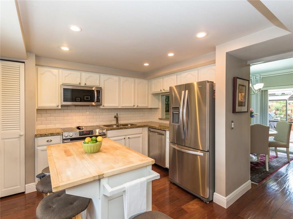 TOWNHOMES OF ROCK CREEK - Residential
