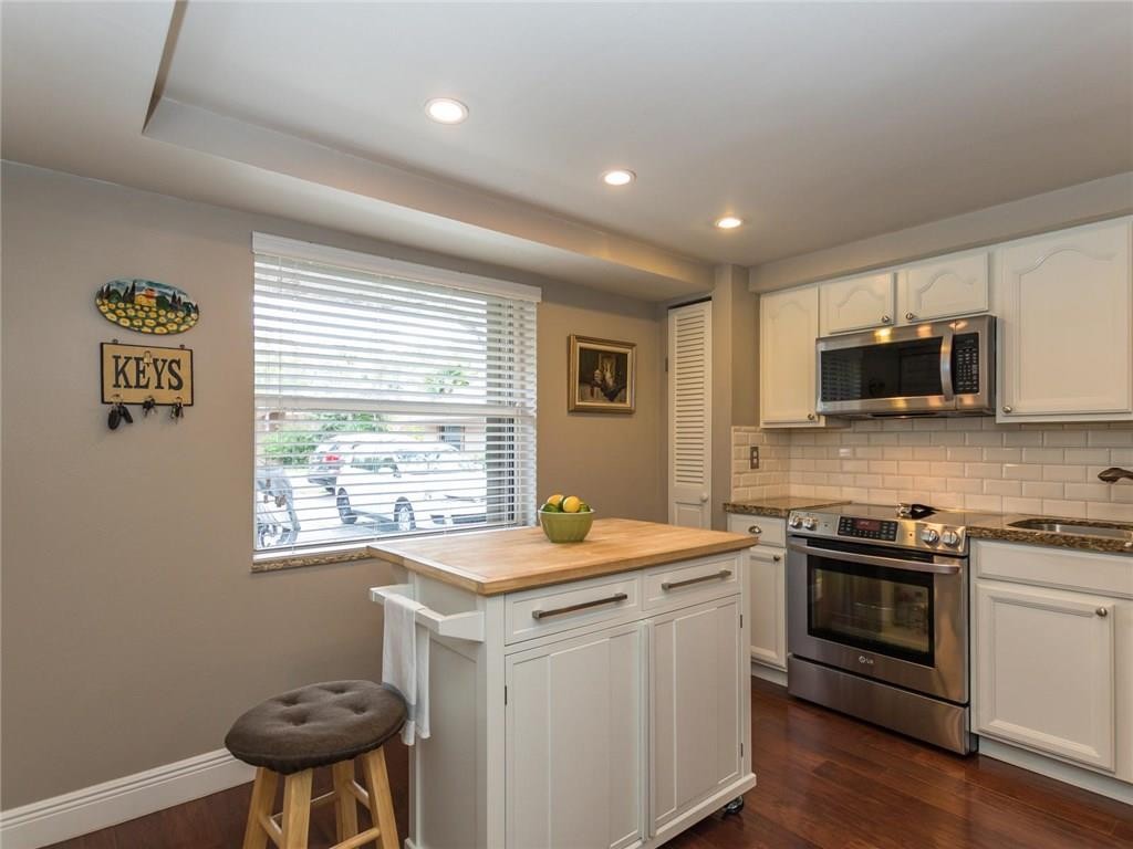 TOWNHOMES OF ROCK CREEK - Residential