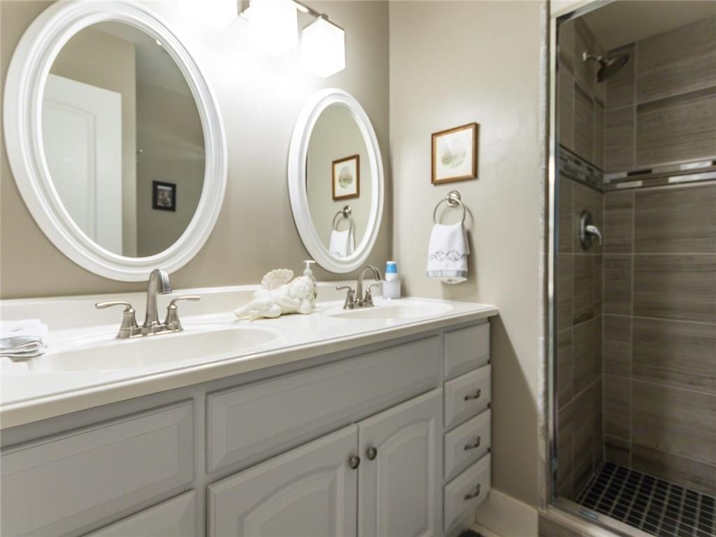 TOWNHOMES OF ROCK CREEK - Residential
