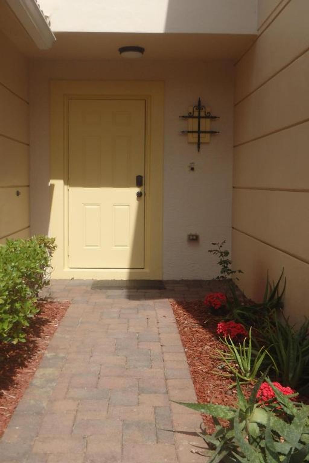 Photo of 465 SE Bloxham Way, Stuart, FL 34997 (MLS # R10948868)