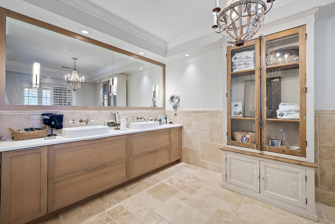 OLD TOWNE AT JUNO BEACH - Residential