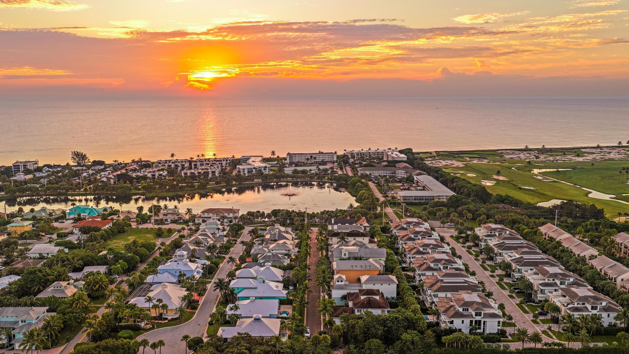 OLD TOWNE AT JUNO BEACH - Residential