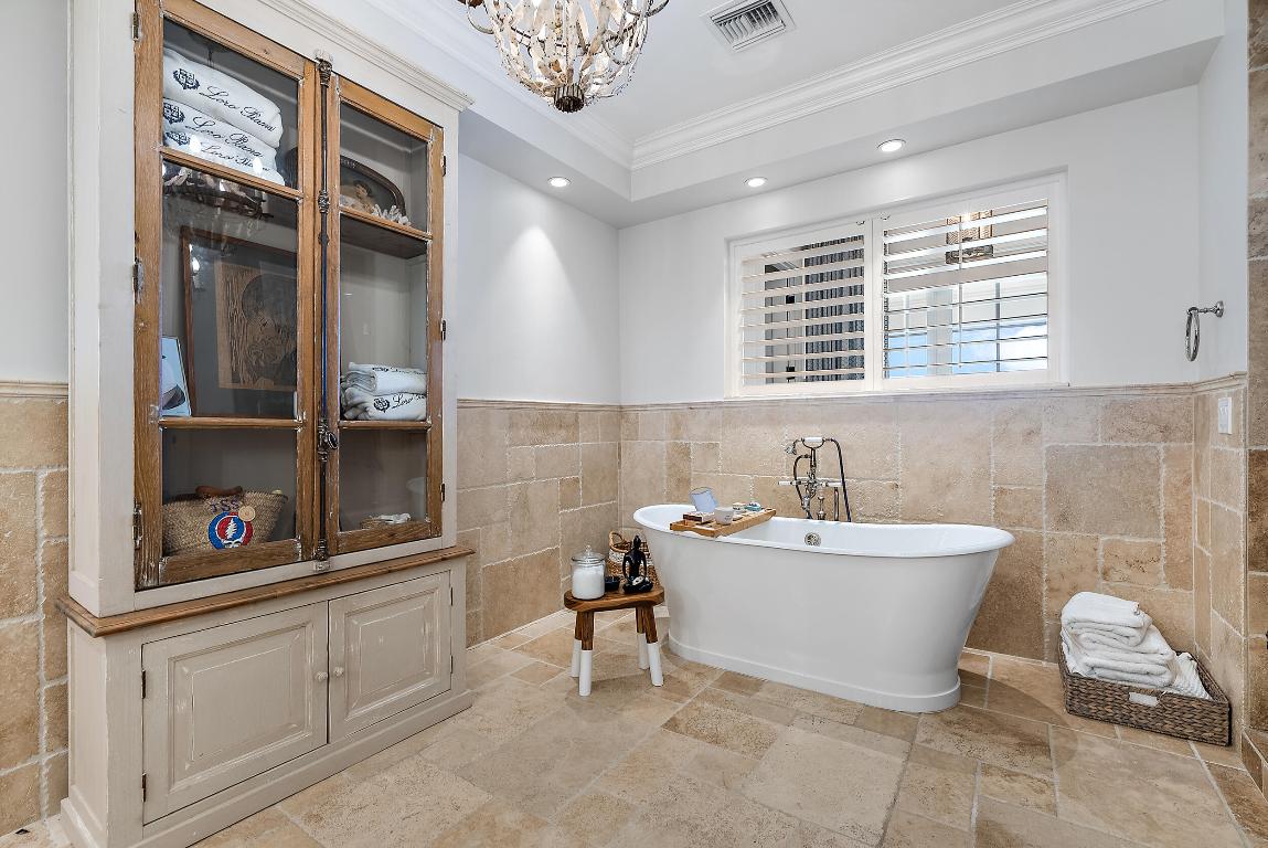 OLD TOWNE AT JUNO BEACH - Residential