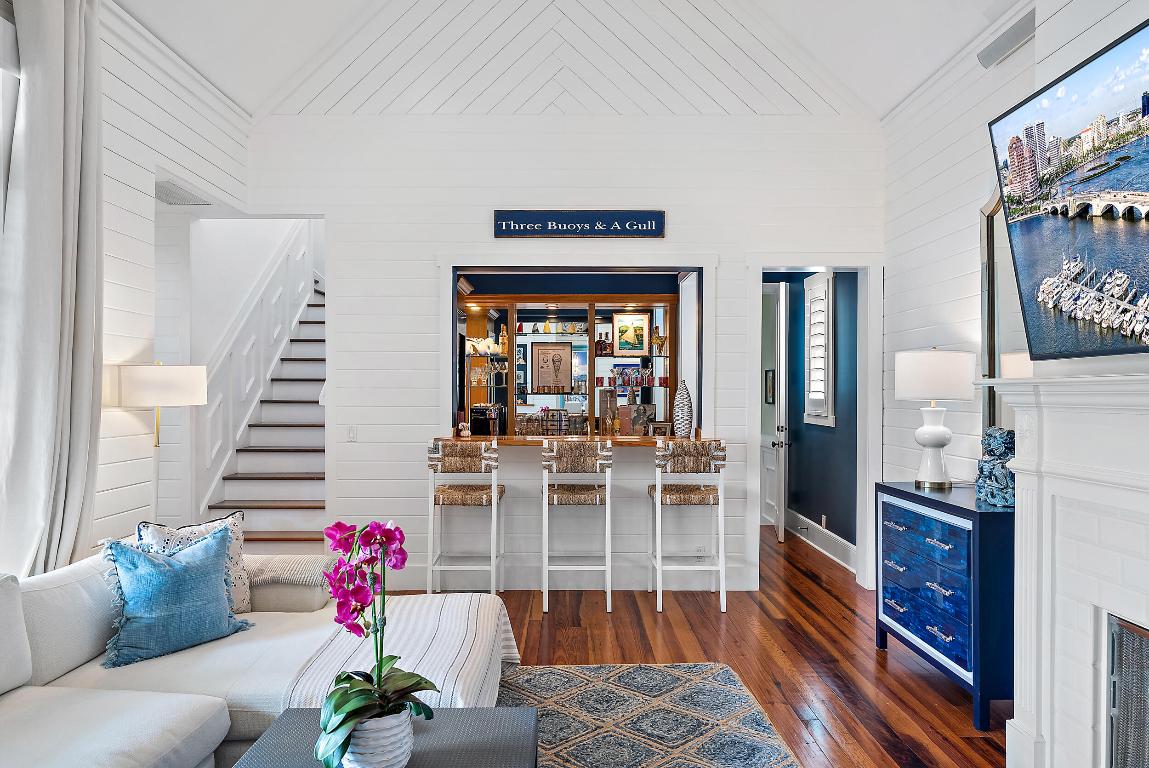 OLD TOWNE AT JUNO BEACH - Residential