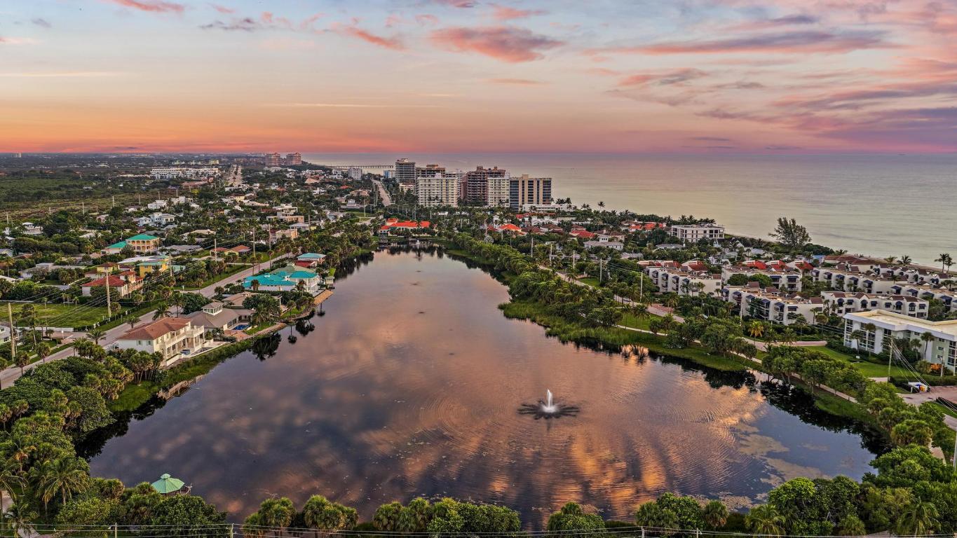 OLD TOWNE AT JUNO BEACH - Residential