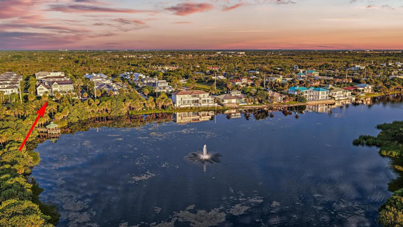 OLD TOWNE AT JUNO BEACH - Residential