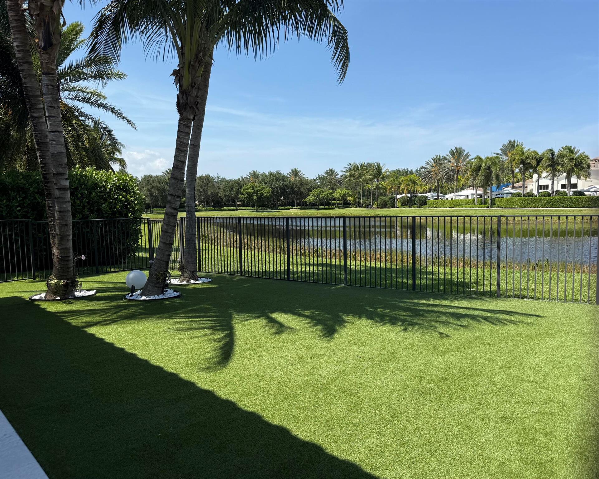 THE BRIDGES - Residential