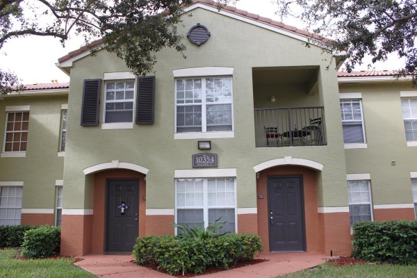 10354 FOX TRAIL RD S APT 1504, WEST PALM BEACH, FL 33411 - Image 2fcda16b2a269cf2df97aa1c3948aac2/1294065236