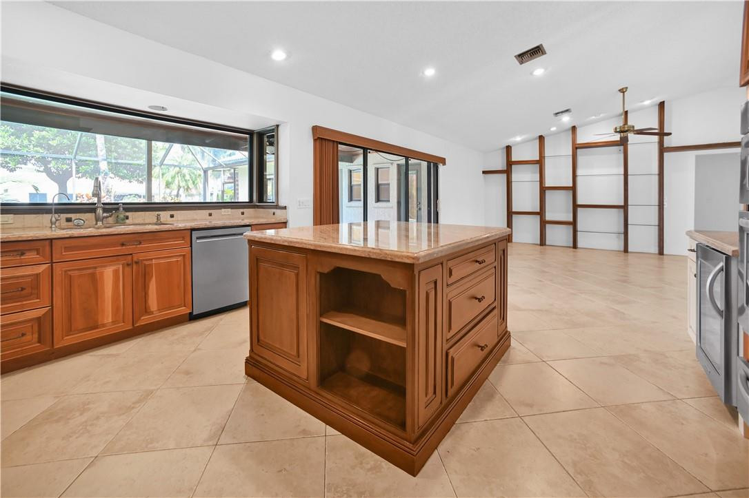 CYPRESS RUN - Residential Lease