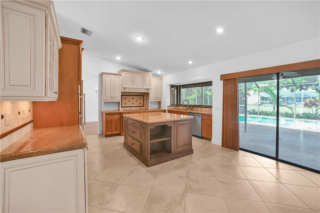 CYPRESS RUN - Residential Lease