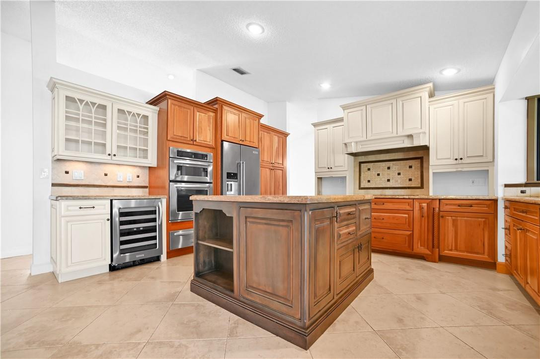 CYPRESS RUN - Residential Lease