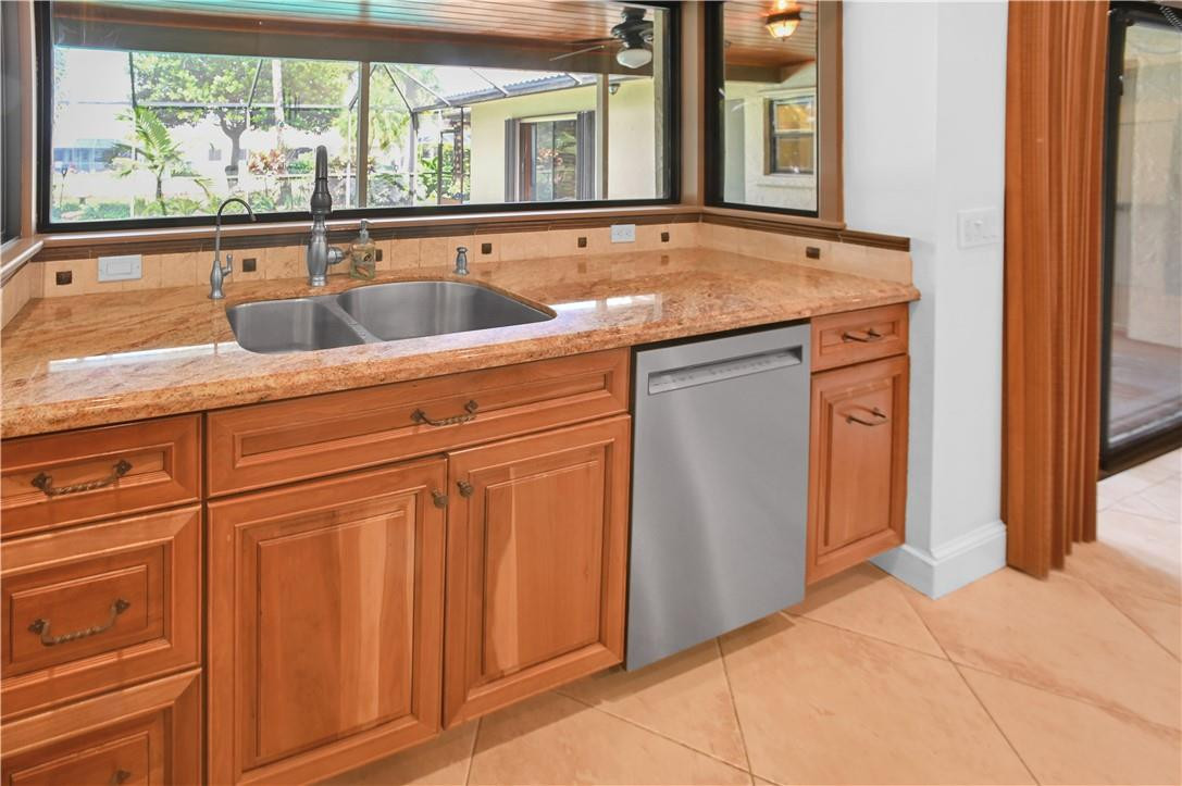 CYPRESS RUN - Residential Lease