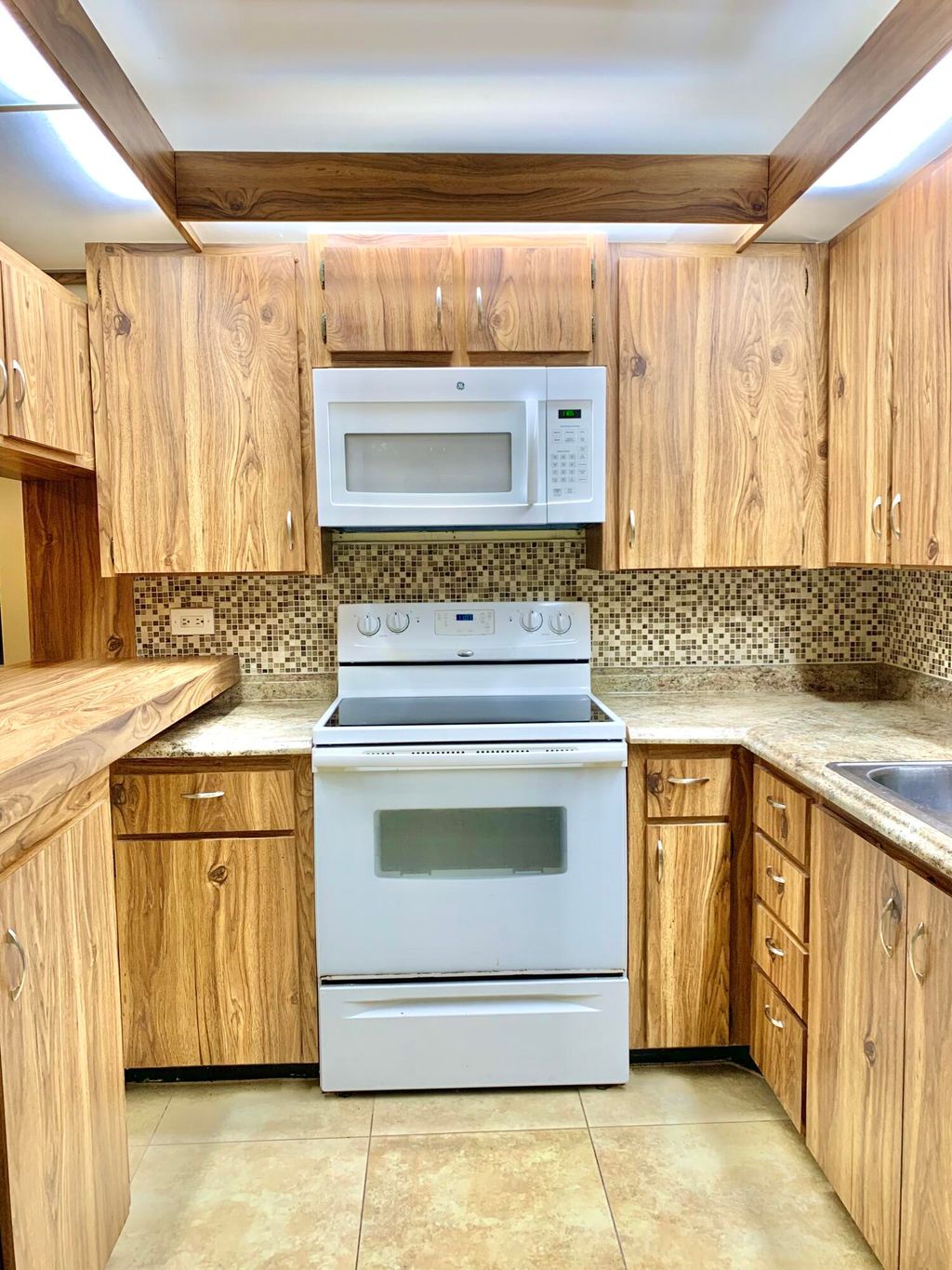 Photo of 1505 15th Lane, Palm Beach Gardens, FL 33418 (MLS # R10948604)