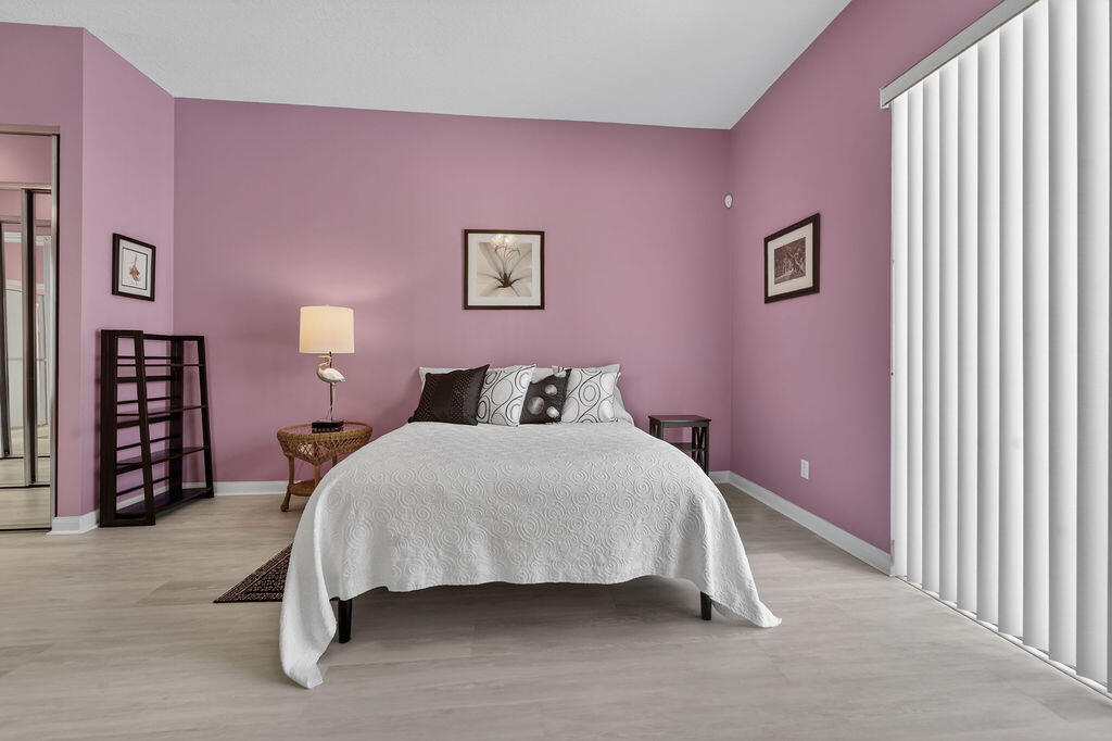 THE RETREAT - Residential