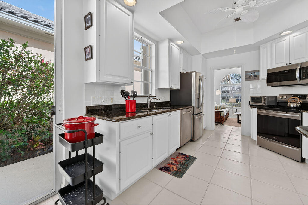 THE RETREAT - Residential