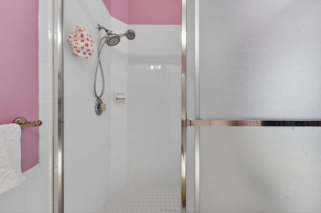 THE RETREAT - Residential