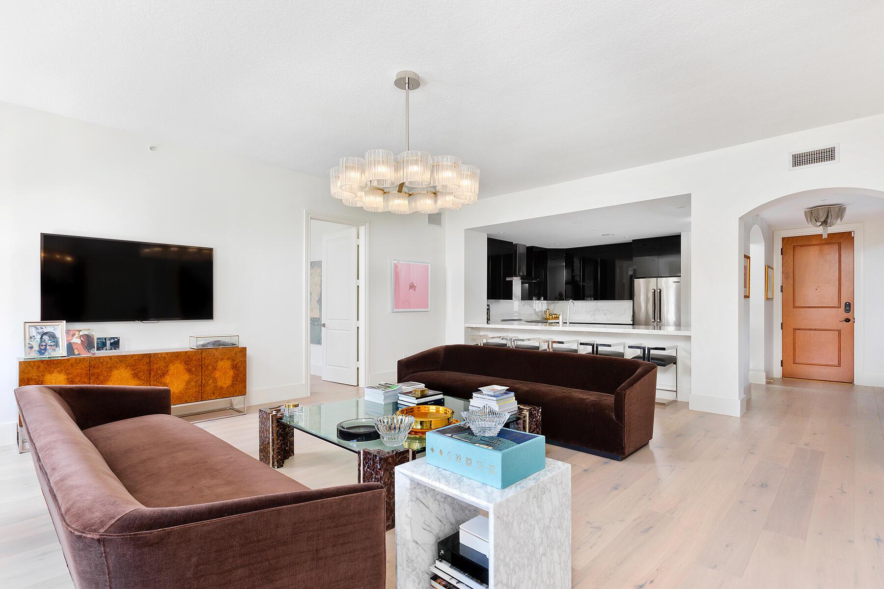 200 NE 2nd Avenue 309