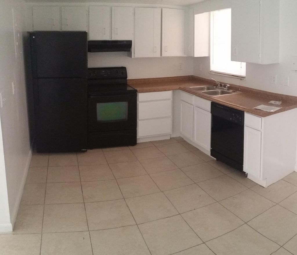 Photo of 5333 NW 27th Street #B3, Lauderhill, FL 33313 (MLS # B26016372)