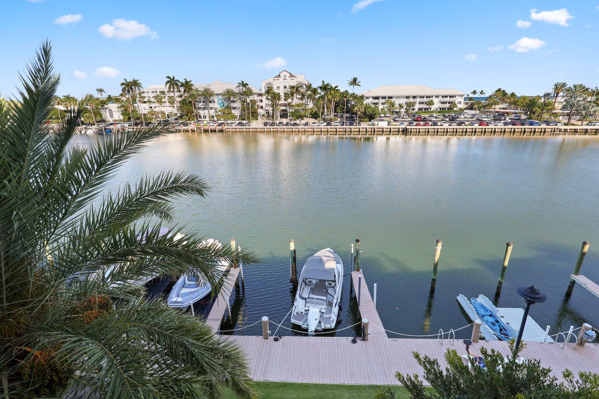 TOWNHOUSES AT HARBOR BEACH CONDO - Residential