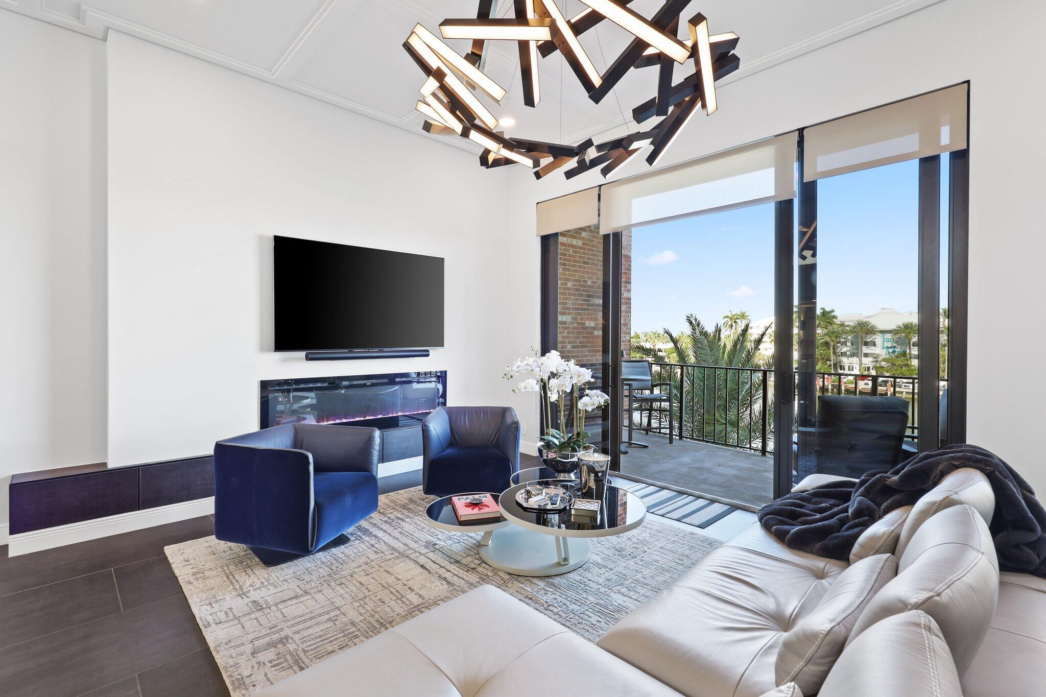 TOWNHOUSES AT HARBOR BEACH CONDO - Residential