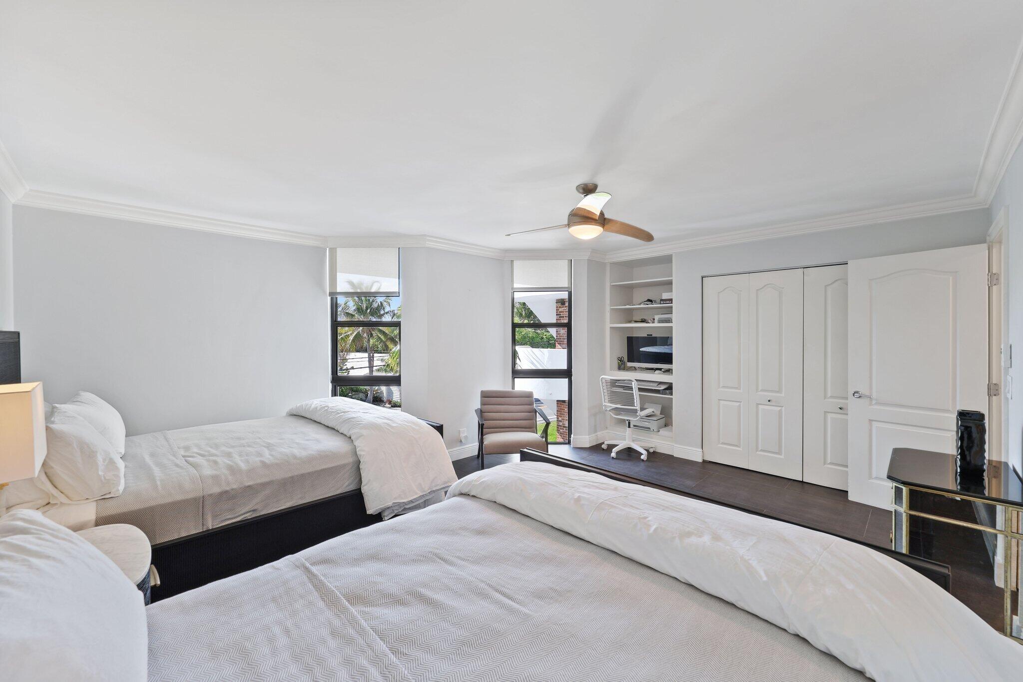 TOWNHOUSES AT HARBOR BEACH CONDO - Residential