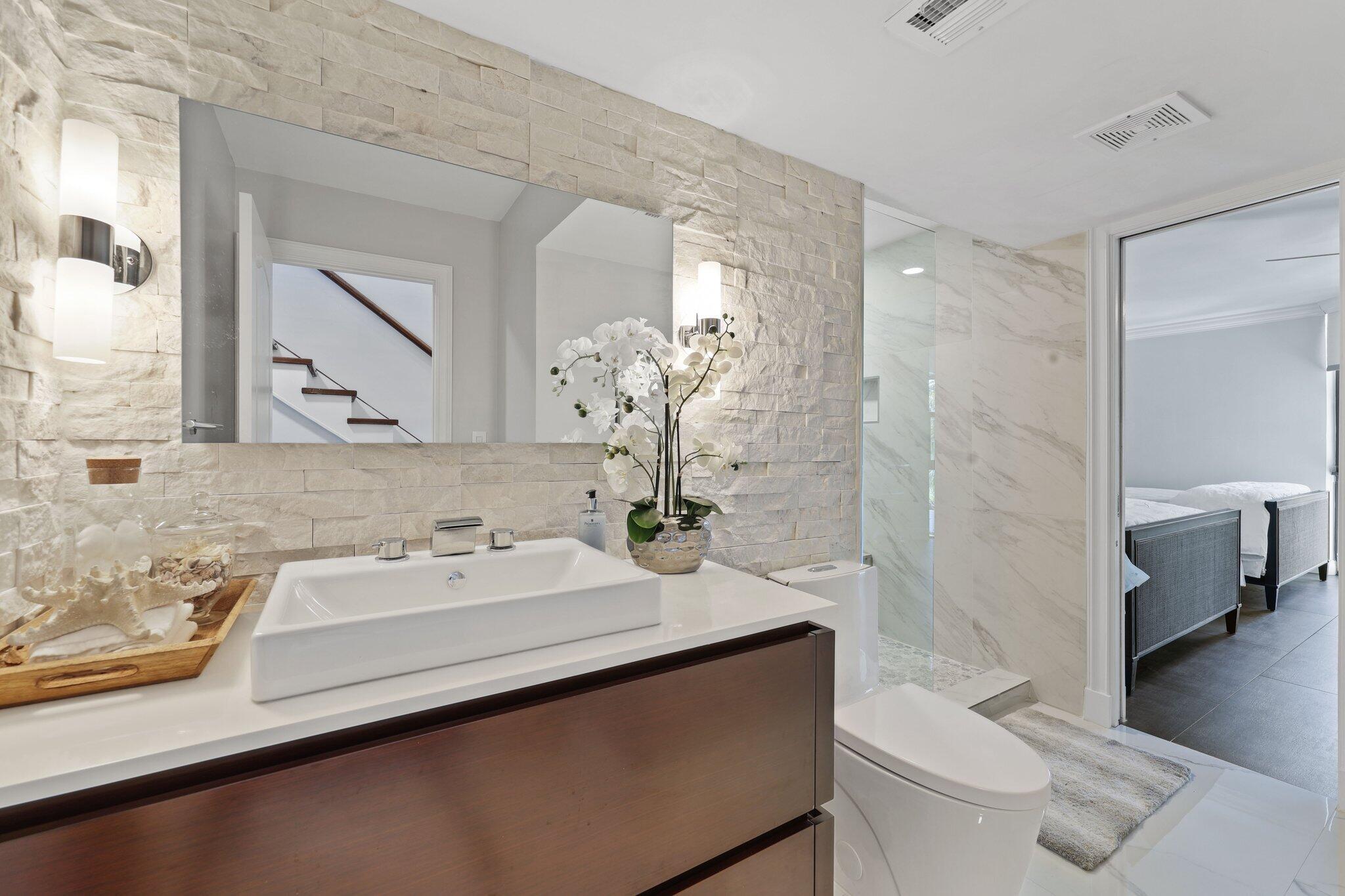 TOWNHOUSES AT HARBOR BEACH CONDO - Residential